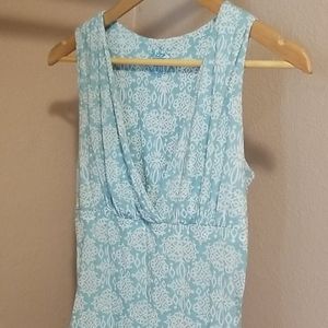 Women's tank top with built in liner/bra